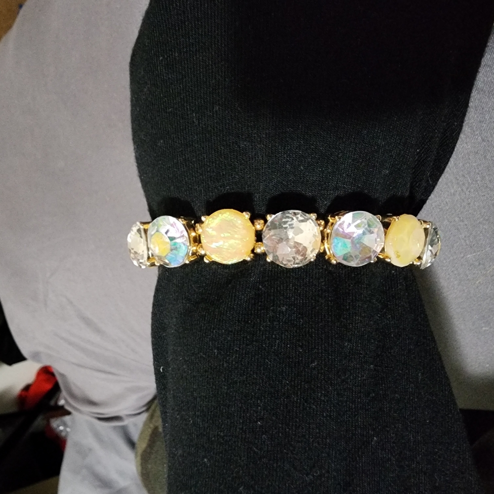 - Stretch Bracelet Crystal Clear AB and Creamy Pearlized Color Gem Prong S…